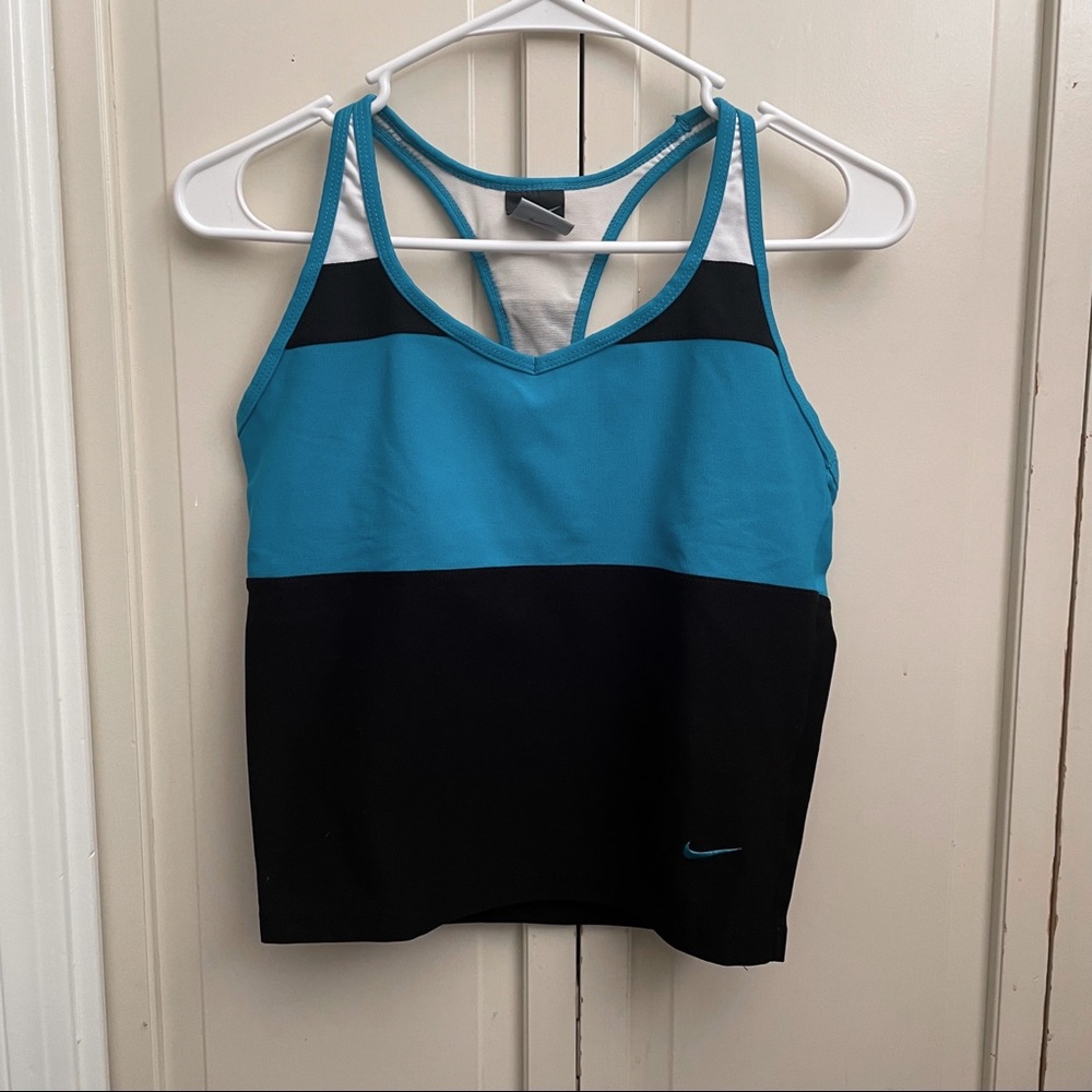NIKE DRI-FIT SLEEVELESS TOP COLOR BLOCK